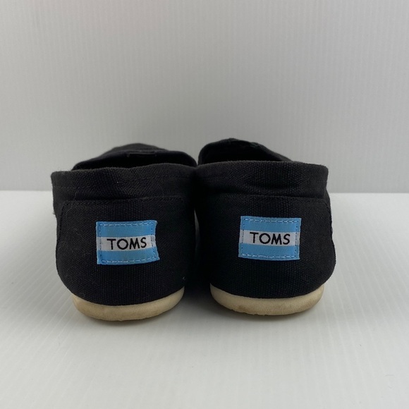 Toms Classic Canvas Flat Shoes in Black - Picture 3 of 9